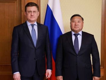 Владислав Ховалыг обсудил с вице-премьером Александром Новаком поставки топлива и энергоснабжение Тувы
