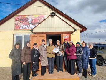 Благодаря социальному контракту в Хандагайты открылась мясная лавка