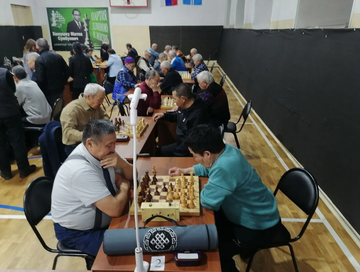 В шахматном мемориале М.С.Хомушку победили Куулары