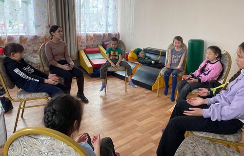 Воспитанникам Тувинского кадетского корпуса показали, как контролировать негативные эмоции