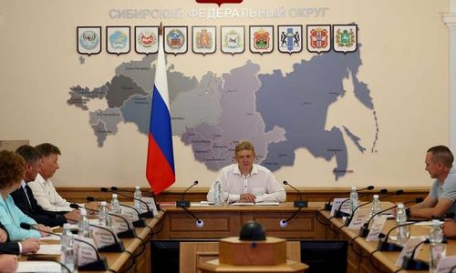 Полпред встретился с ветеранами СВО – членами команды по ПОДА-футболу