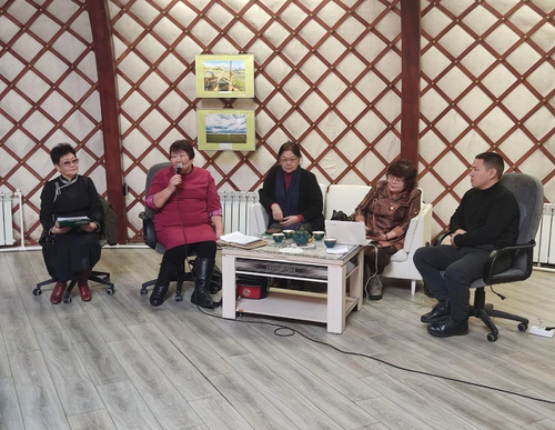 В Шагонаре прошел «круглый стол» по вопросам воспитания детей и молодежи