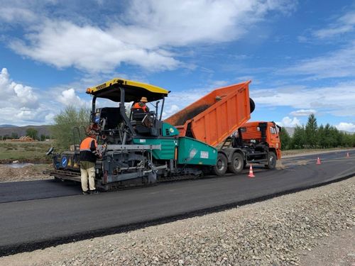 Дорога к Кара-Хааку обновляется