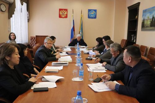 В Туве в рамках партпроекта «Защита животного мира» обсудили вопросы безнадзорных животных