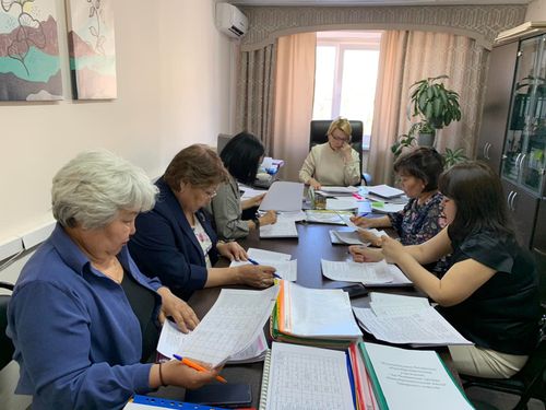 В Туве определили победителей конкурса «Земский учитель» на 2024 год