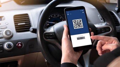 Водительское удостоверение можно будет предъявлять в виде QR-кода