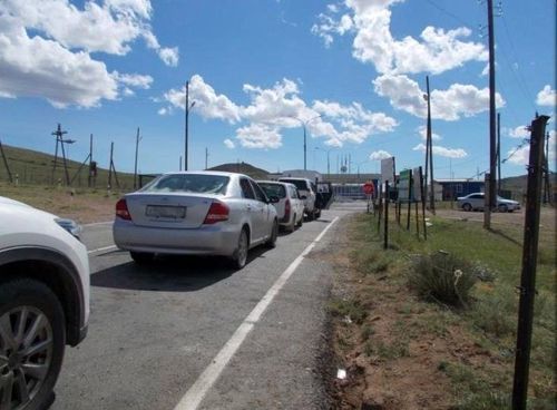 С 21 июля возле пункта пропуска Хандагайты начнется патрулирование с целью пресечения фактов продажи мест в очереди