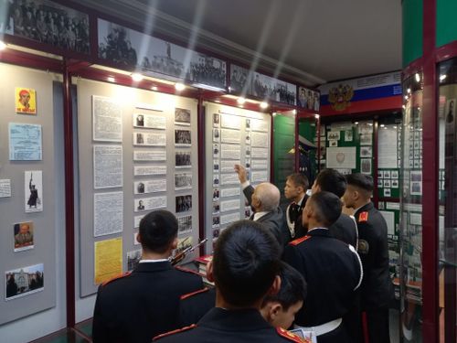 Ветераны УФСБ России по Туве рассказывают подрастающему поколению об истории Великой Отечественной войны