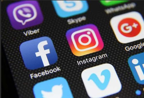 В популярных соцсетях России отмечены сбои