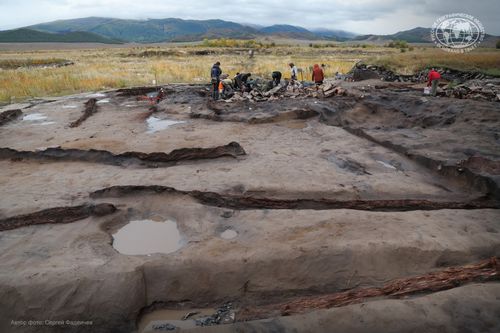В Туве начались раскопки центральной части кургана «Туннуг»