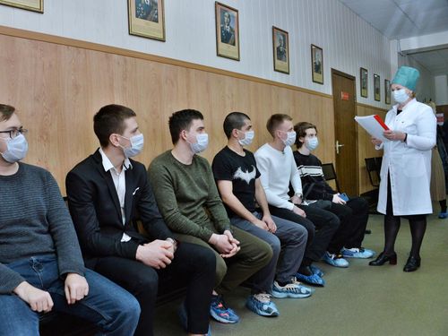 В Туве стартовал медосмотр граждан 2006 года рождения при первоначальной постановке на воинский учет