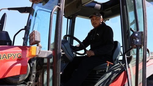 Мужчины, которые состоят на учёте в Центре занятости, обучаются в Тувинском сельскохозяйственном техникуме