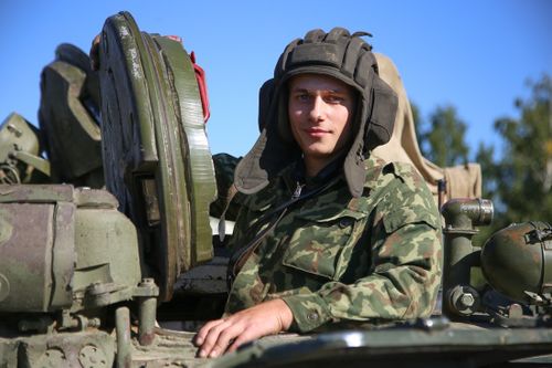 День танкиста в России