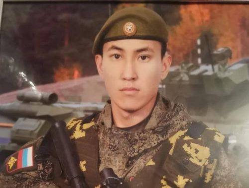 При исполнении воинского долга трагически ушли из жизни рядовой Ай-Херел Куулар и младший сержант Аржаан Монгуш