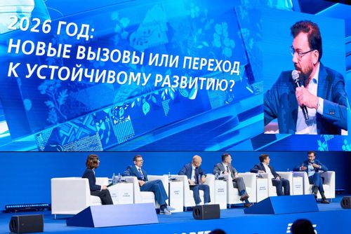 Кризис кризису рознь: о чем спорили экономисты на «РОССИЯ ЗОВЕТ!»