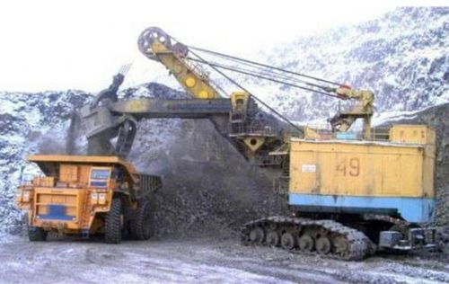 Чүс хире сая тонна хөмүр-дашты чөөн чүкче угландыр экспортче үндүр сөөртүр