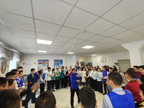 В школе-интернате для детей с нарушением слуха проходит масленичная неделя