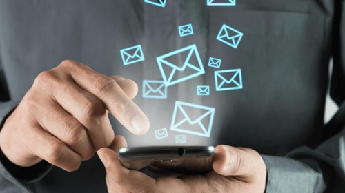 Мошенники придумали новые схемы обмана в преддверии 1 сентября