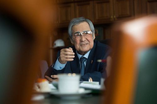 Глава Тувы выразил соболезнования в связи с кончиной экс-губернатора Кемеровской области Амана Тулеева