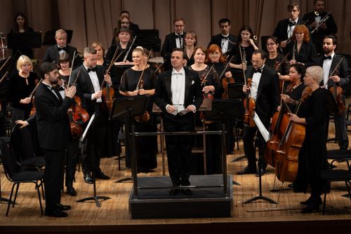 Оцифрованные произведения тувинских композиторов отправят в 16 учреждений культуры по всей России