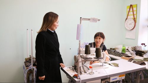 Жителей Тувы приглашают на работу на швейную фабрику