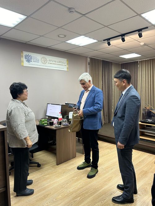 Тува отмечает 80-летие вхождения в состав СССР: встреча с гостями и погружение в культурное наследие региона