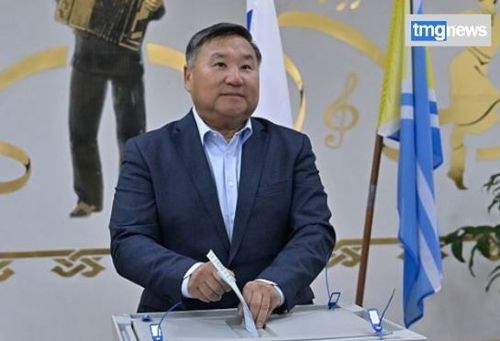 Келир үе – бистиң холувуста: Тываның Баштыңы чаңгыс аай бадылаашкын хүнүнге киришкен
