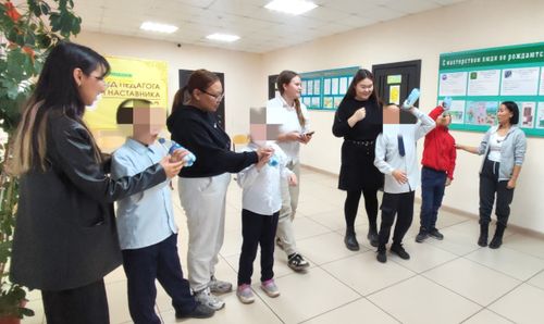 Будущие дефектологи устроили флешмоб для детей из Чербинской школы-интерната