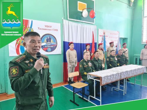 Мерген Донгак тепло пообщался с жителями Пий-Хемского района