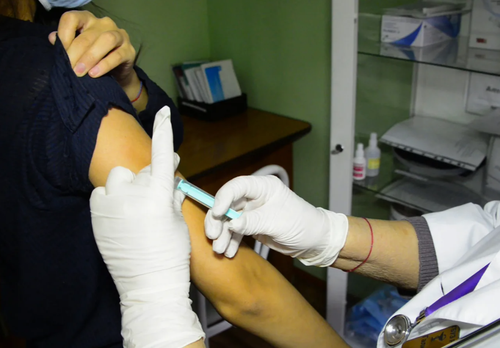 Более 58 тысяч жителей республики получили вакцину от гриппа