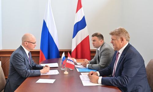 В День молодёжи Анатолий Серышев работает в Омске