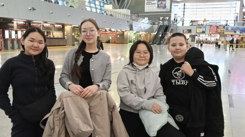 Школьники из Тувы принимают участие в первой в этом году смене в Международном детском центре «Артек»