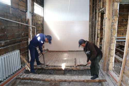 Ыраккы Кызыл-Хая сумузунда уран чүүл школазының септелгези