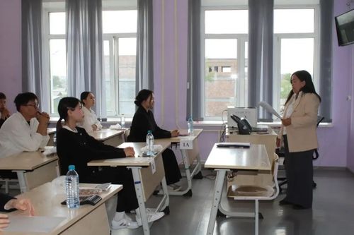 Тоску болгаш 11-ги класс доозукчуларынга күрүне шылгалдалары дужаарының кол үези эгелээн