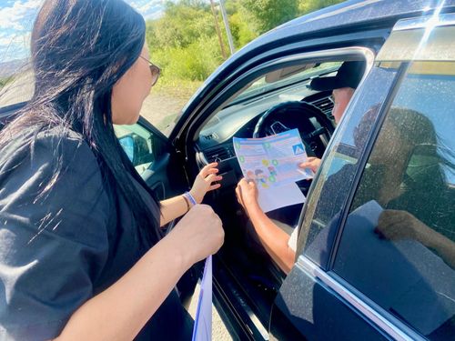 Госавтоинспекторы провели акцию «Автокресло – детям!» в Дзун-Хемчикском районе