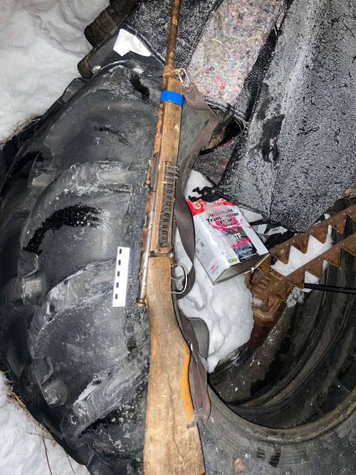 Житель Пий-Хемского района пытался скрыть огнестрел в шинах трактора