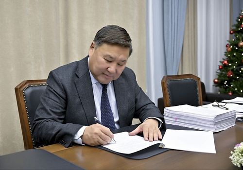 Тываның Баштыңы 2026 чылдың болгаш 2028 чылга чедир республика бюджедин бадылаан