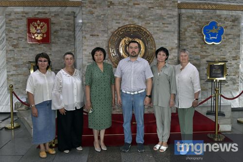 В Туве по поручению министра здравоохранения России Михаила Мурашко работу ведут главные внештатные инфекционисты Сибирского федерального округа