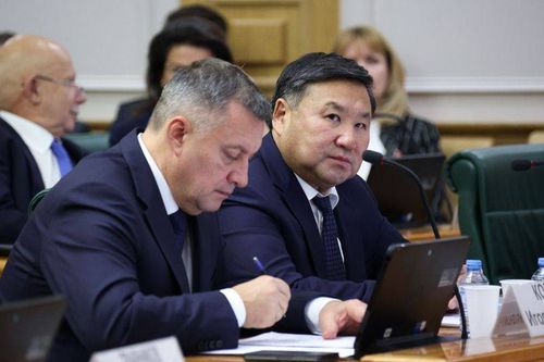 Глава Тувы принял участие в обсуждении Стратегии развития Сибири