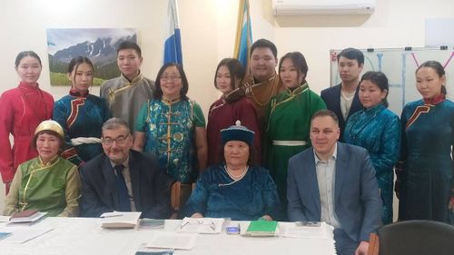 Москвада Тываның төлээ черинге чогаалчылар-биле ужуражылга