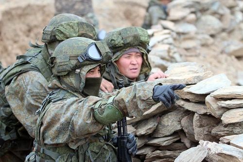 55-й отдельной мотострелковой бригаде (горной) присвоено почётное наименование «гвардейская»
