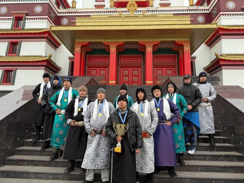 Школьники из села Хову-Аксы стали чемпионами «Волейбольных горизонтов» в ВДЦ «Океан»
