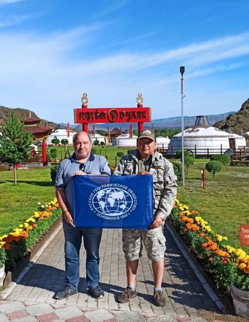 Экспедиция Русского географического общества готовит фильм о Туве