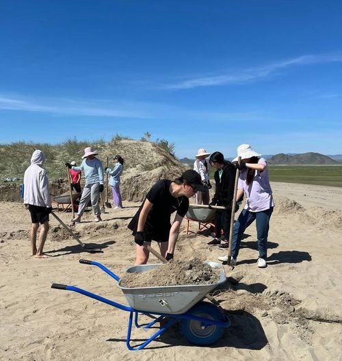 Студенты-историки ТувГУ завершили археологическую практику