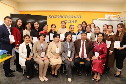 Тувинские педагоги участвуют в мероприятиях в Завханском аймаке Монголии