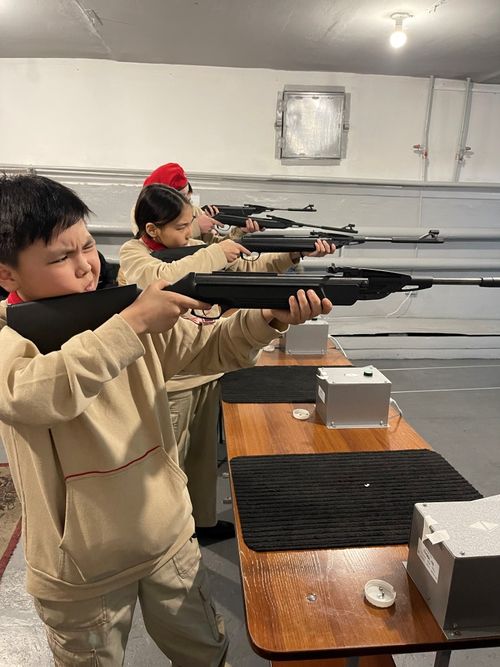 В Кызыле прошло соревнование среди школьников по стрельбе из пневматического оружия