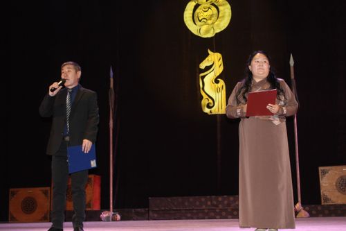 В Дзун-Хемчикском районе отметили День отцов и чествовали героев СВО