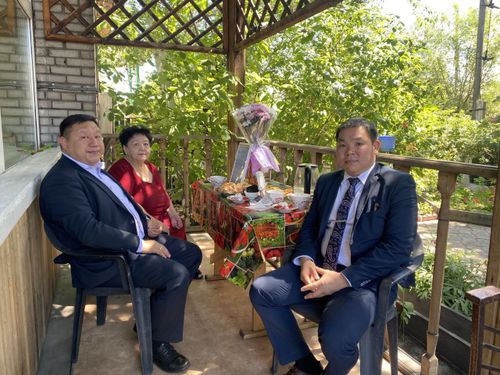 Супруга первого президента Тувы Сара Монгушевна Ооржак отмечает 75-летний юбилей