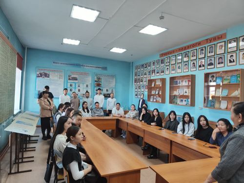 Студенты-выпускники Кызылского техникума экономики и права побывали в Кызылском педагогическом институте