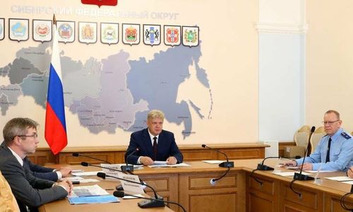 Полномочный представитель провёл совещание по подготовке к предстоящему отопительному периоду